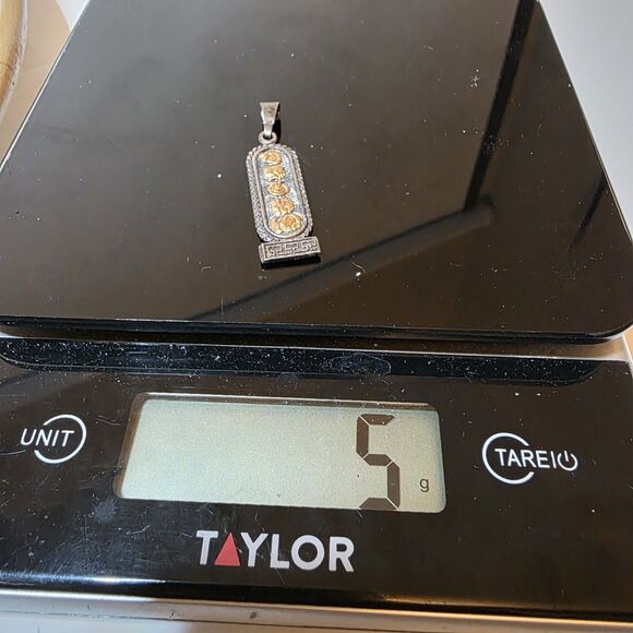 ORO MAYA 925 STERLING SILVER CARTOUCHE PENDANT WITH GOLD PLATING WEIGHS 5 GRAMS - Picture 9 of 9